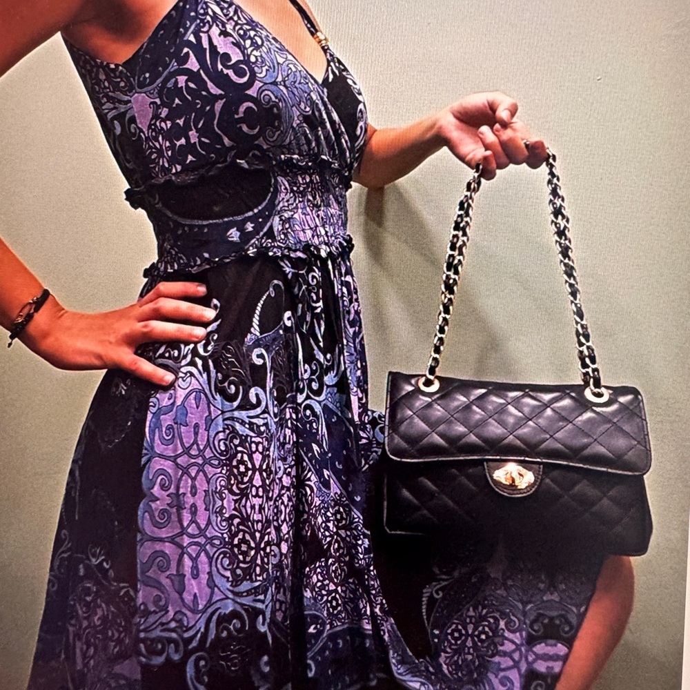Stunning classic, black and red leather, legendary design handbag - NEW - Picture 2 of 8
